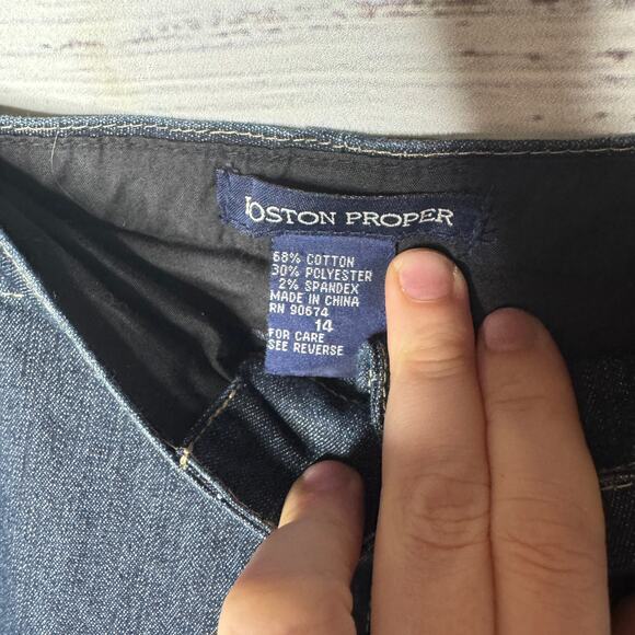 Boston Proper Flare Jeans Size 14 / Dark Wash Stretch Bootcut Pants - Picture 2 of 6